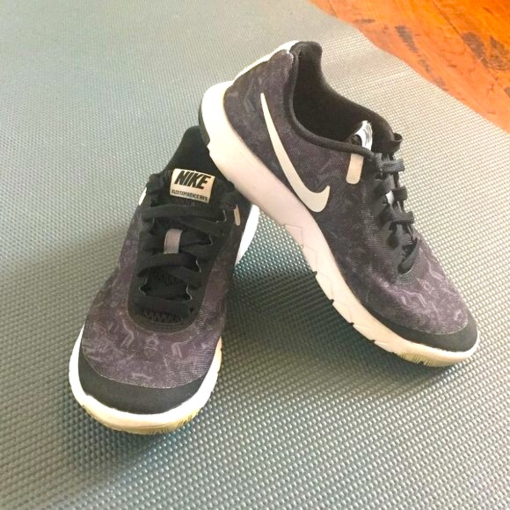 Nike Flex Experience RN 5 Premium Running Shoes